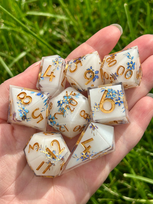 Teacup | 8-piece dice set