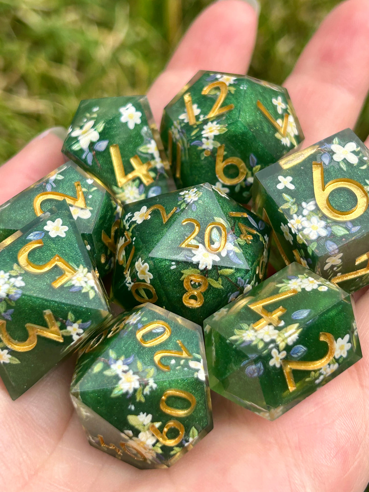 Emerald fields | 8-piece dice set