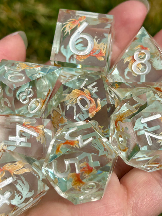 Pisces | 8-piece dice set