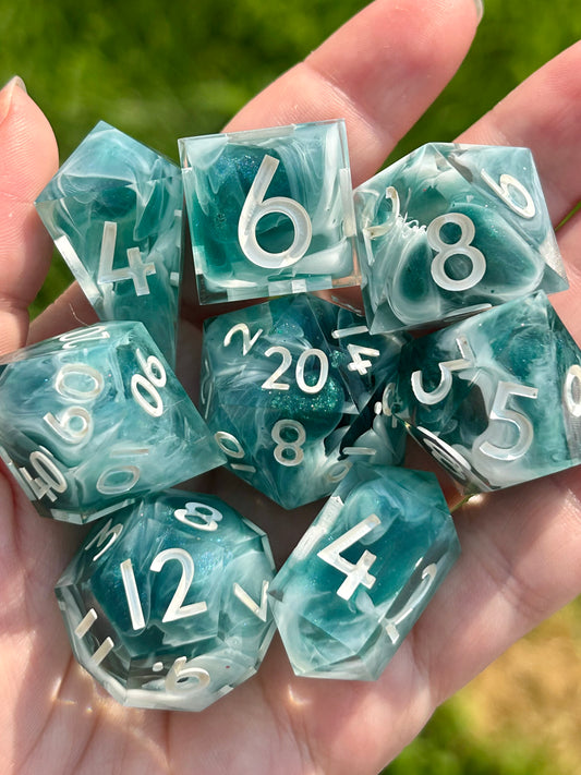 Lakehouse | 8-Piece Dice Set
